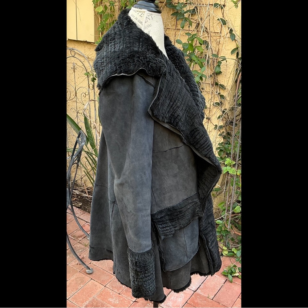 Growbeans by Karen Groner 35” Long Midnight Navy Blue Rabbit Fox Shearling Sz M - Picture 3 of 15